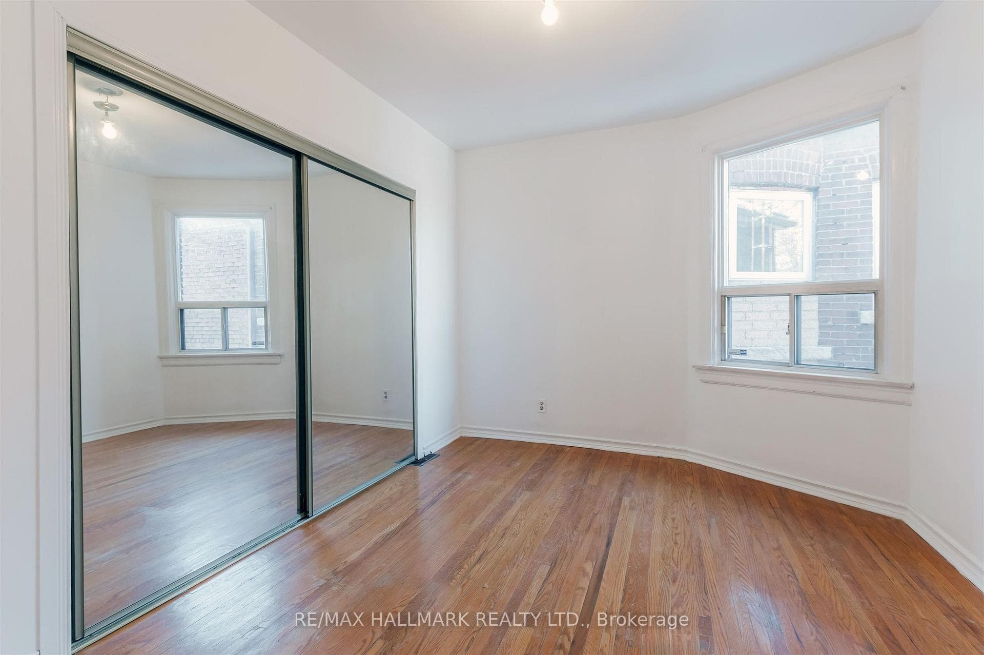 4 Irene Avenue photo 30