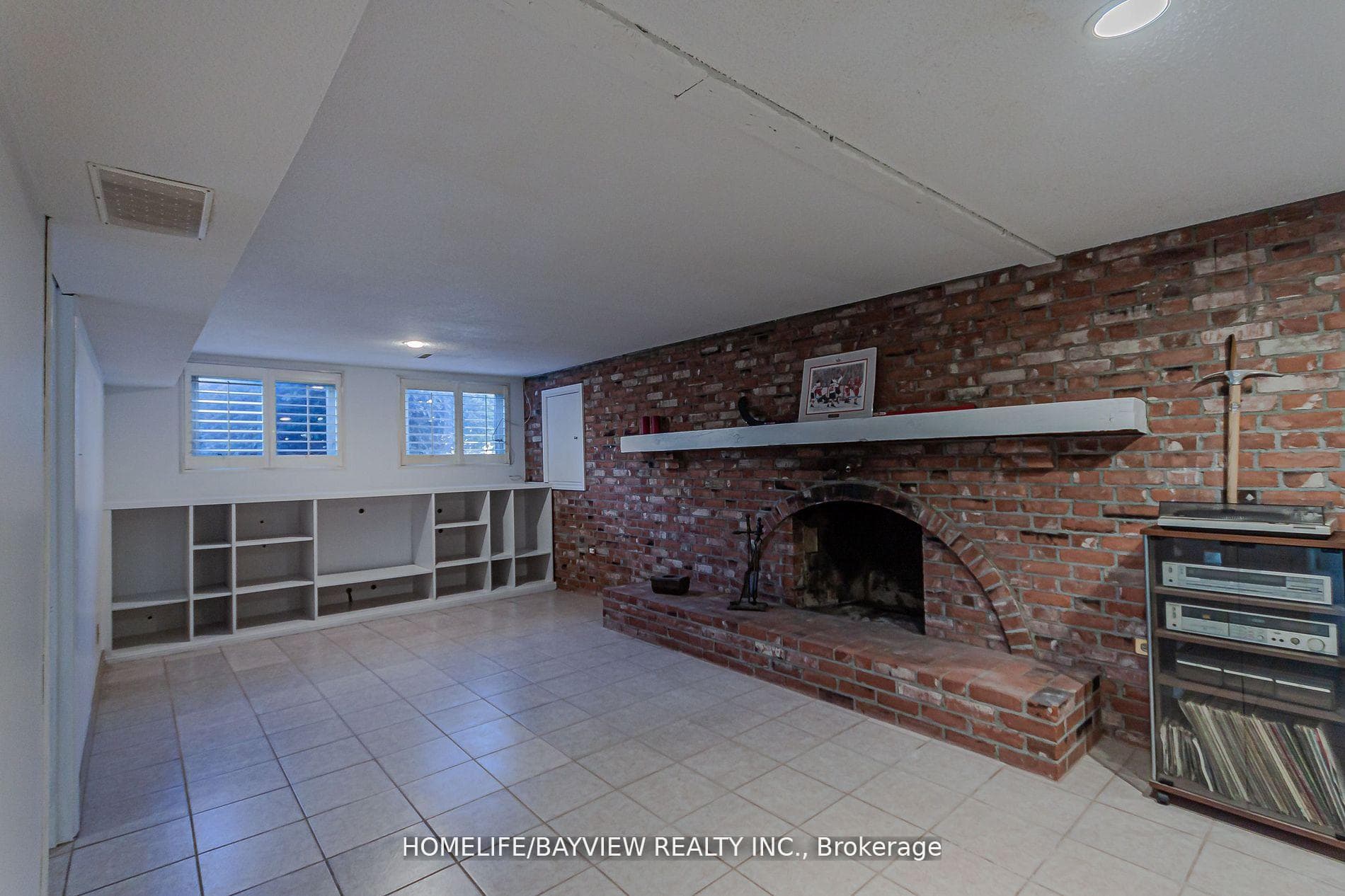 49 HILLTOP Court photo 23