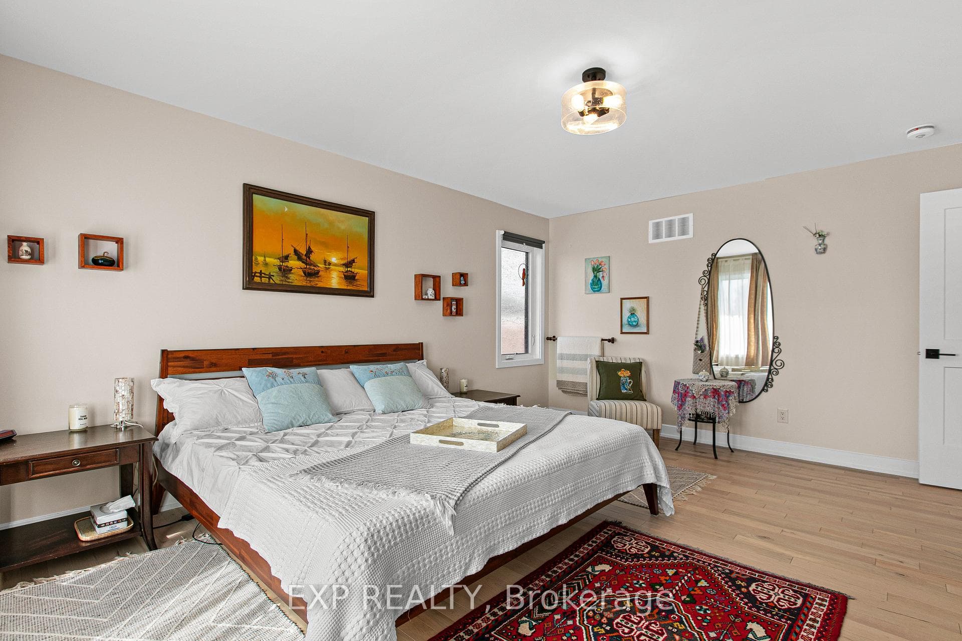 144 Argile Street photo 34