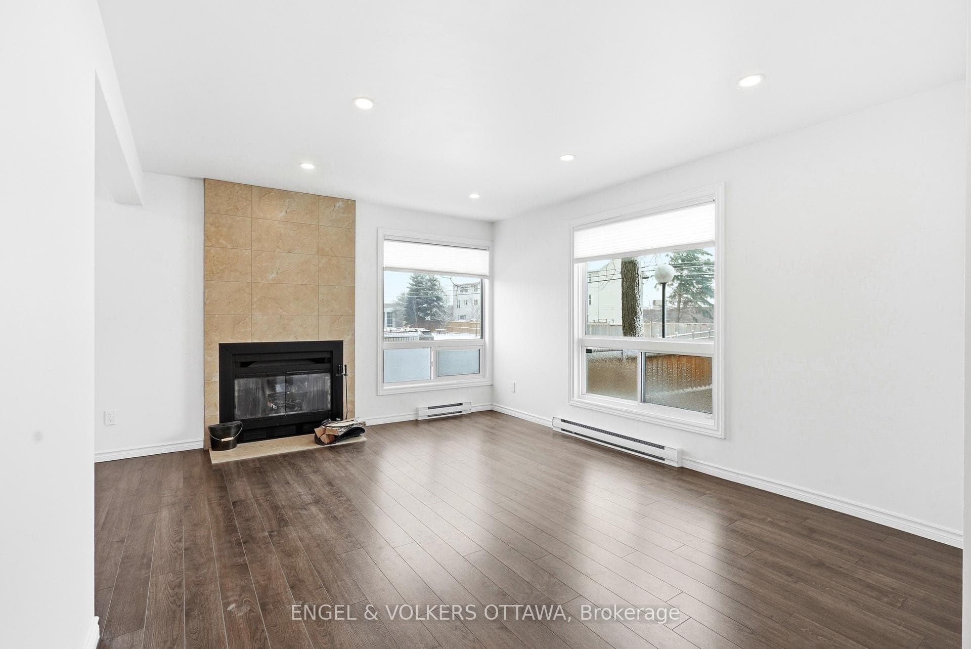 311 Presland Road Unit B photo 3