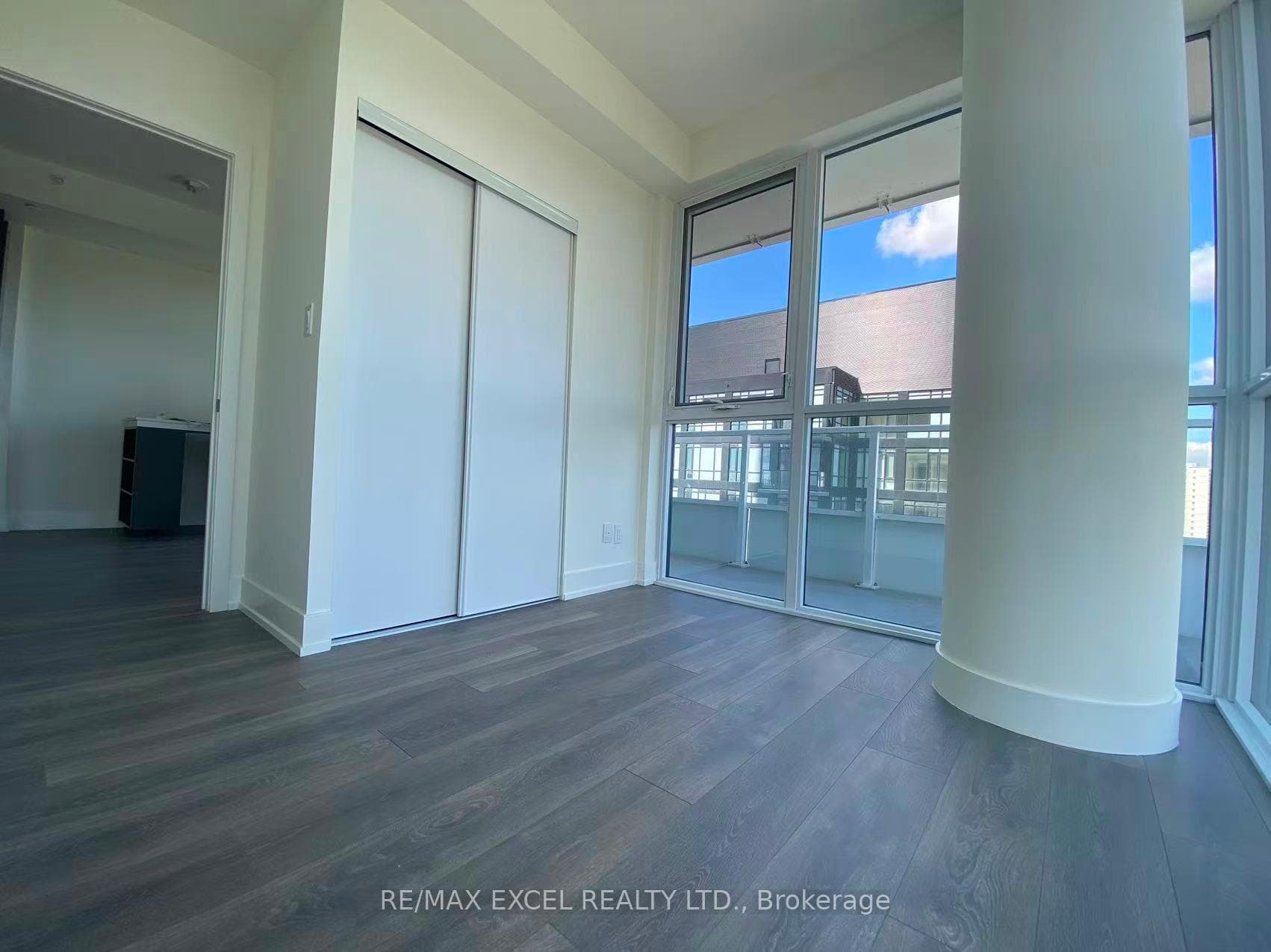 180 Fairview Mall Drive Unit 1006 photo 29
