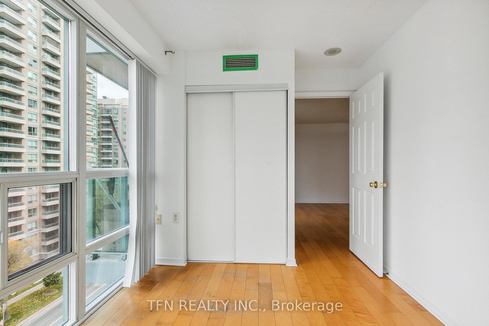 26 Olive Avenue Unit 907 photo 15