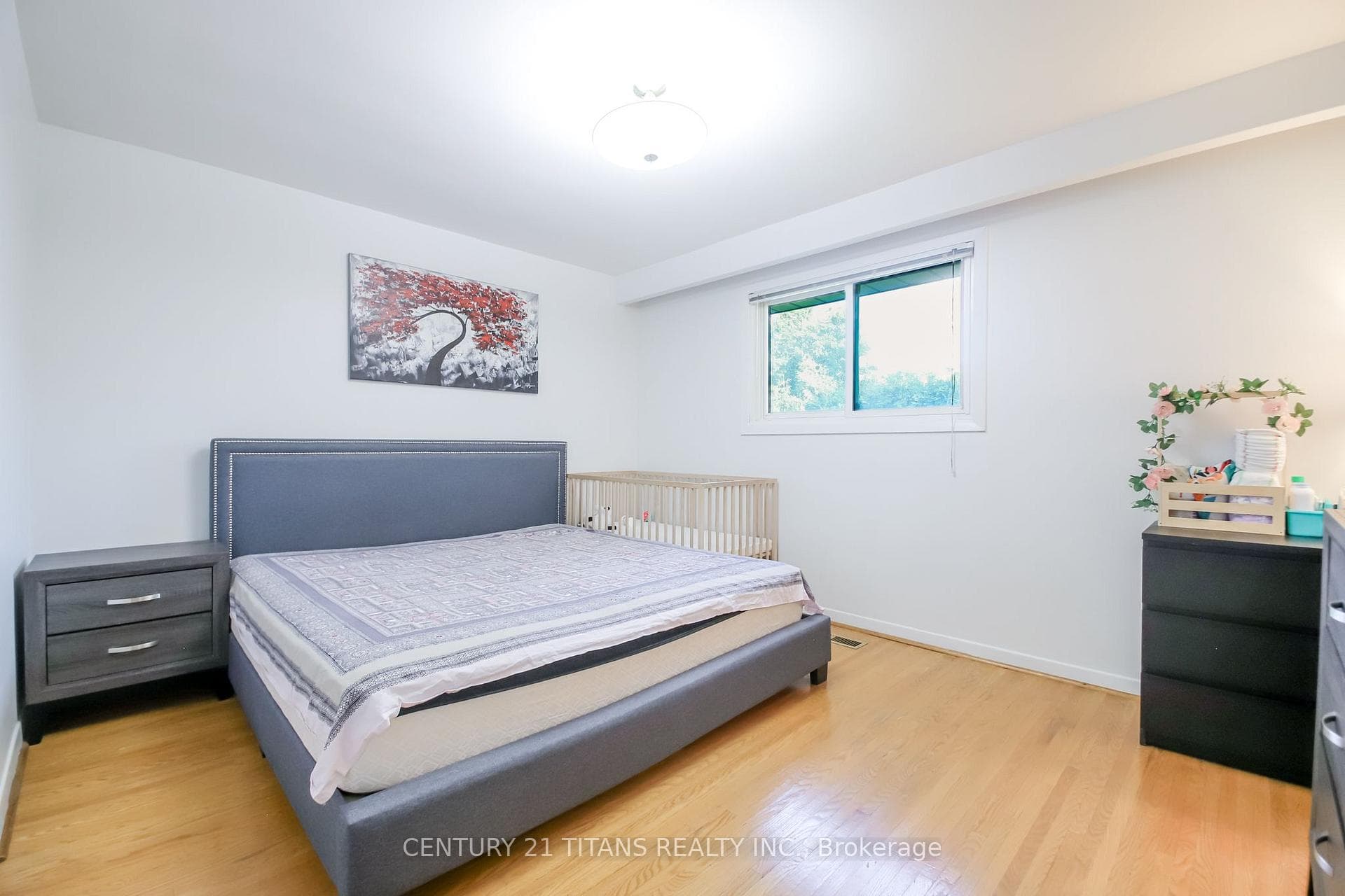 9 Minos Crescent photo 22