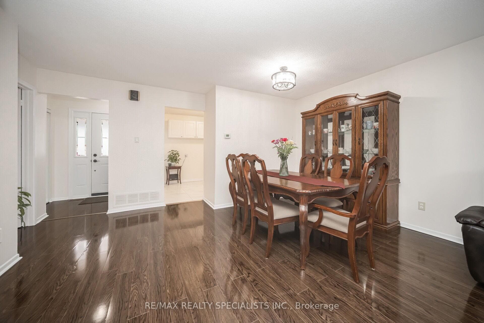 70 Primrose Crescent photo 8