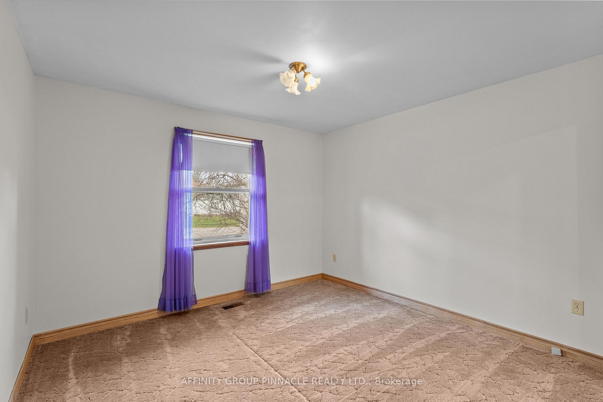 28 Water Street photo 15