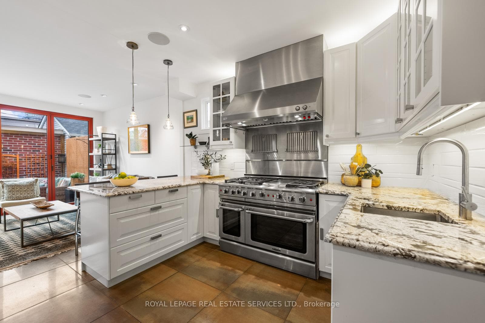 148 Wallace Avenue photo 12