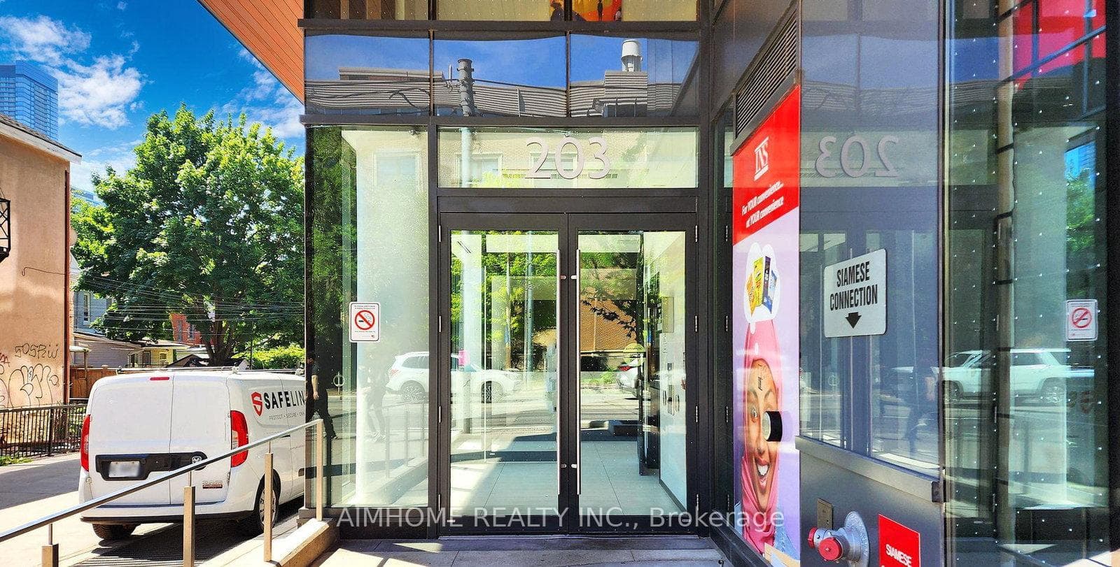 203 College Street Unit 1506 photo 3