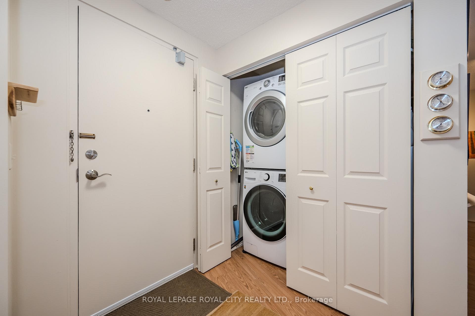 24 Marilyn Drive Unit 403 photo 34