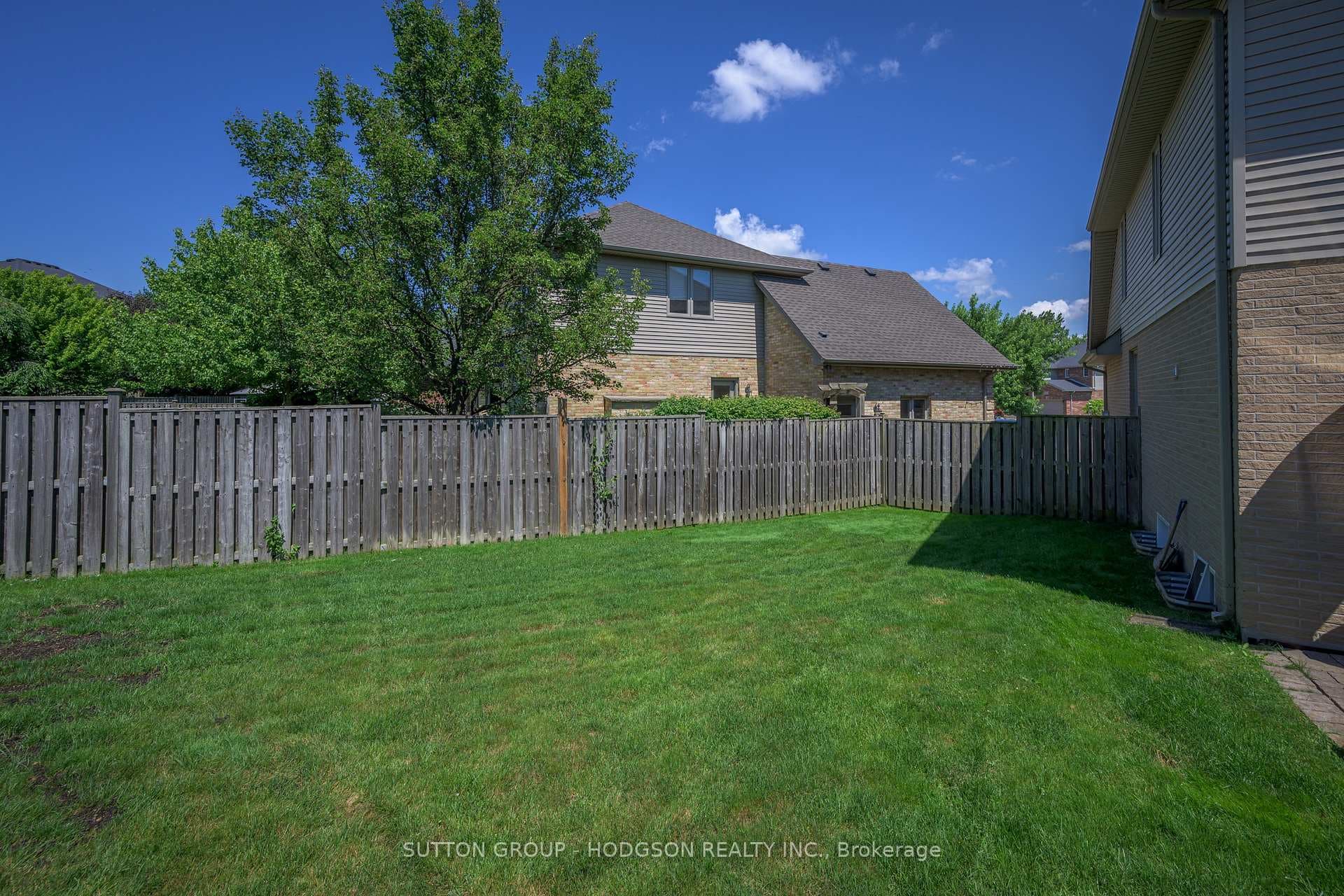 449 Kingbird Court photo 35