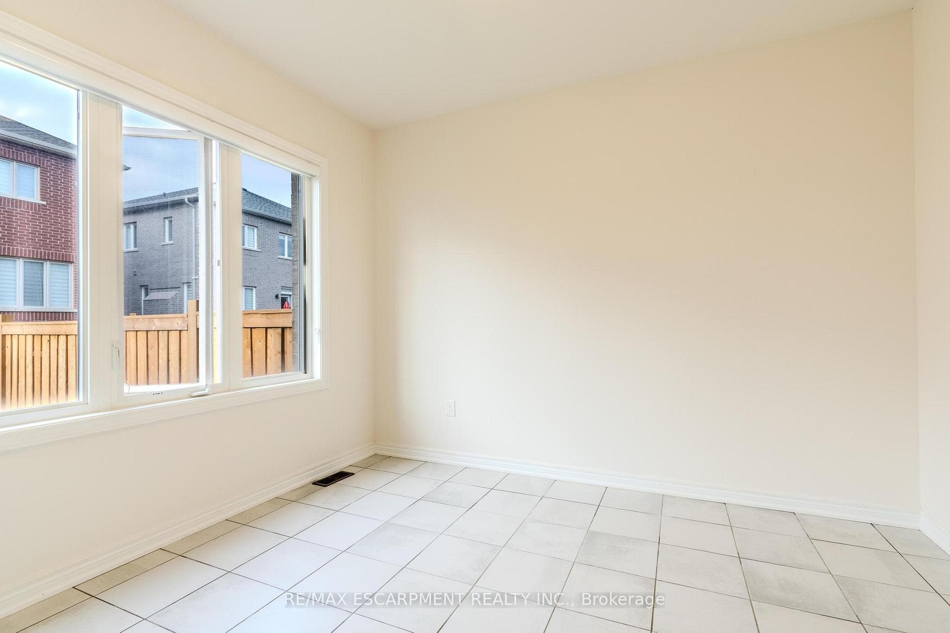 83 Great Falls Boulevard photo 10