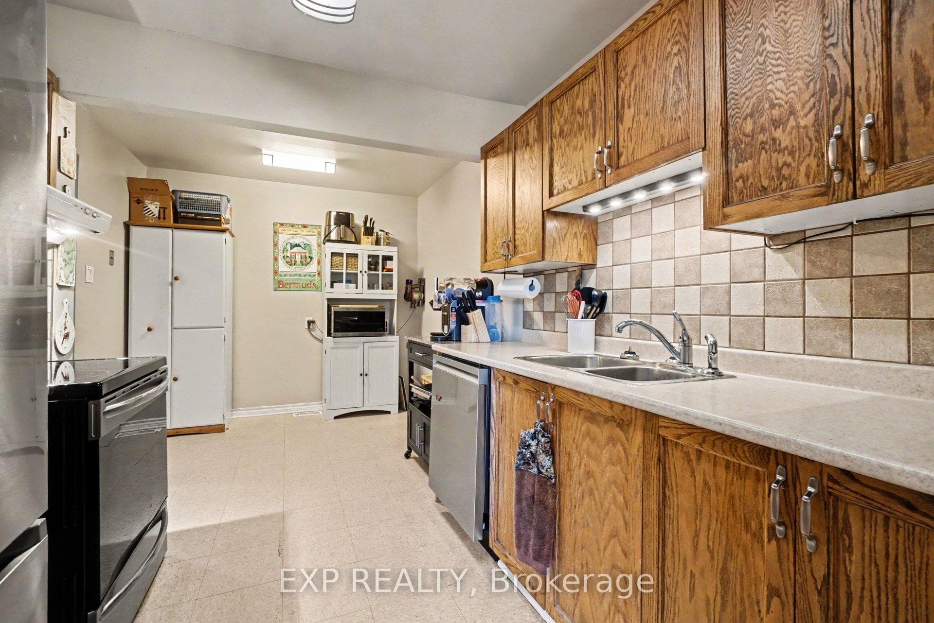 6461 Colony Square photo 7