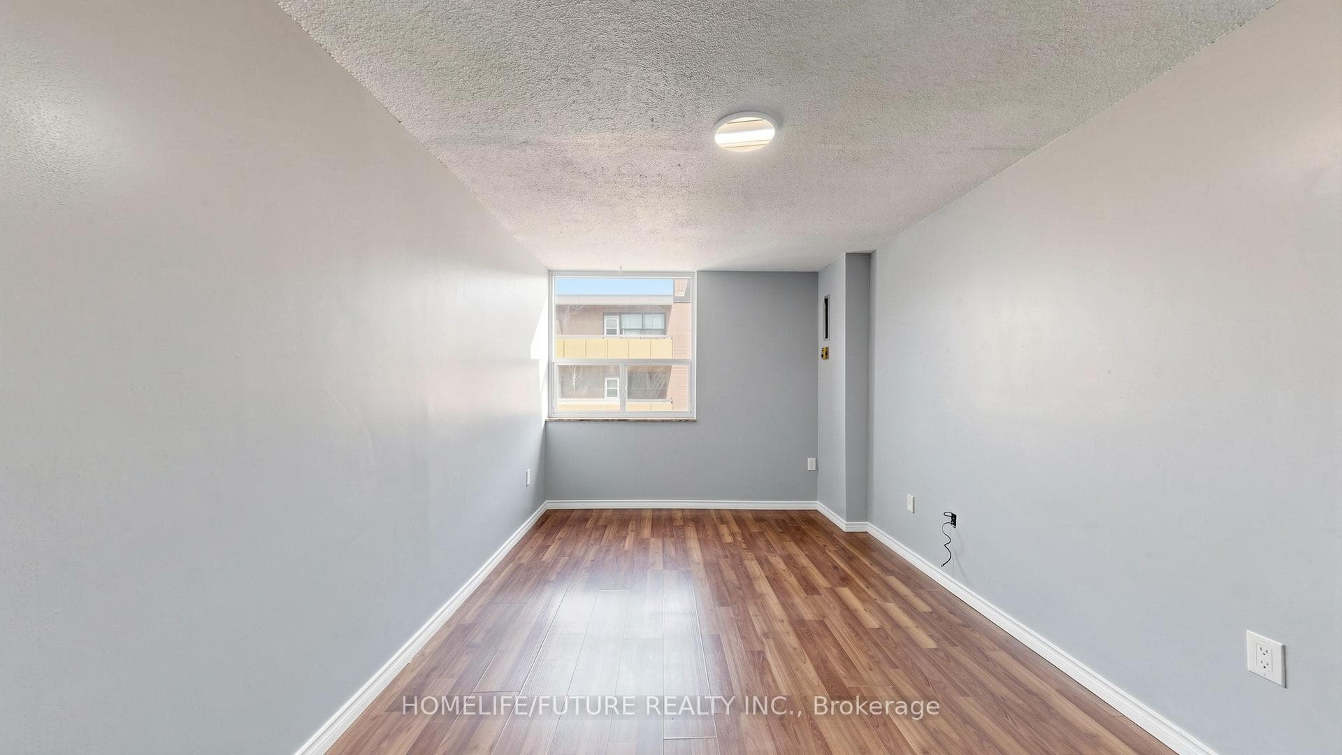 4060 Lawrence Avenue Unit 204 photo 23