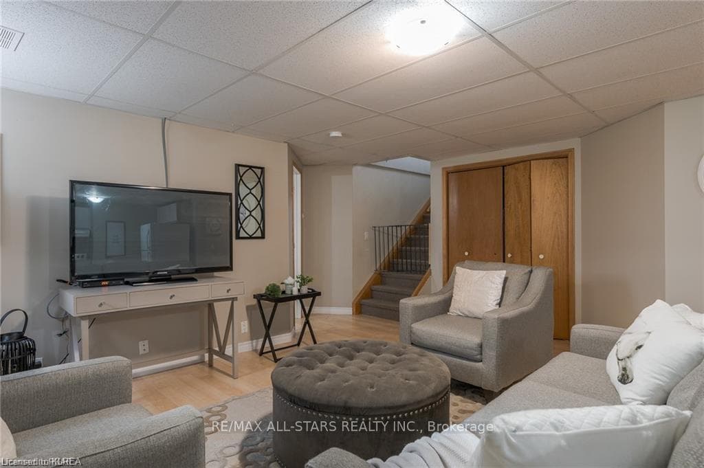 28 Tupper Street Unit B photo 3