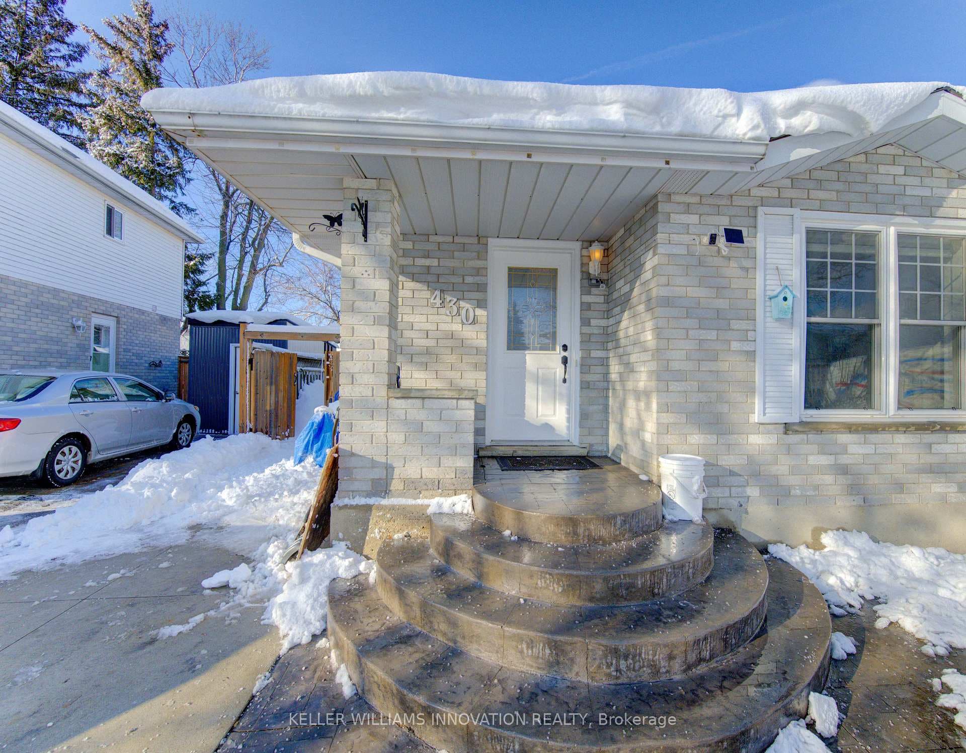 430 Bankside Crescent photo 3