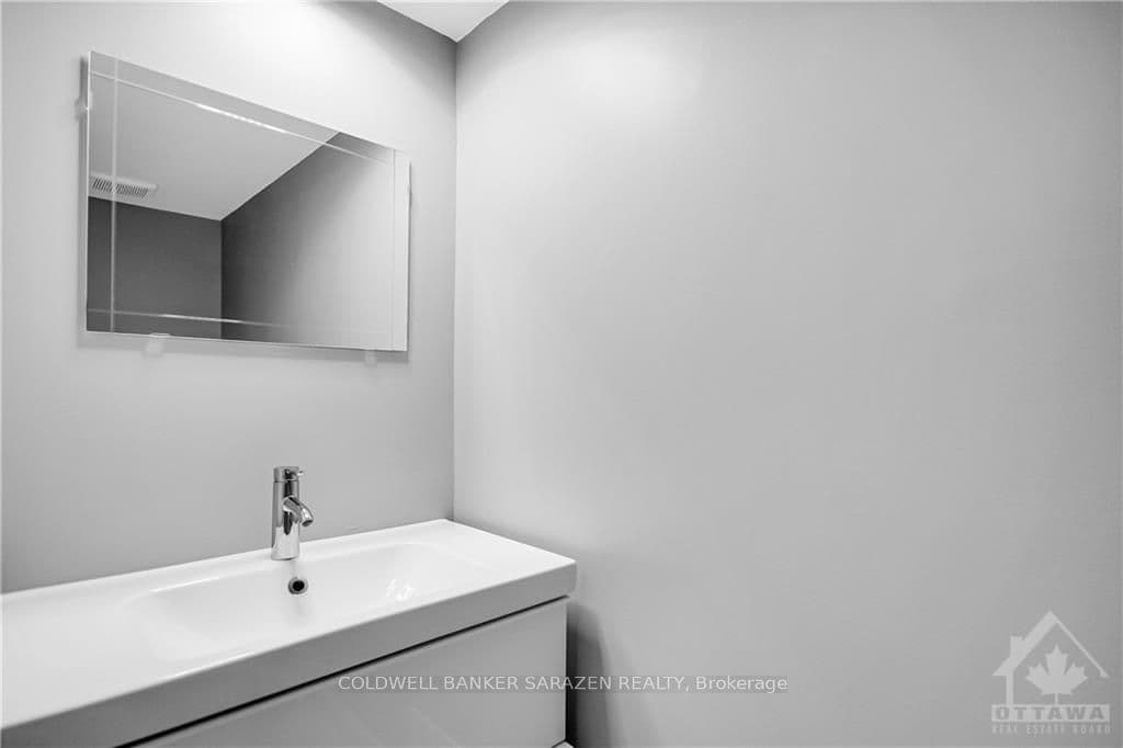 21 MIDLAND Crescent Unit 35 photo 28