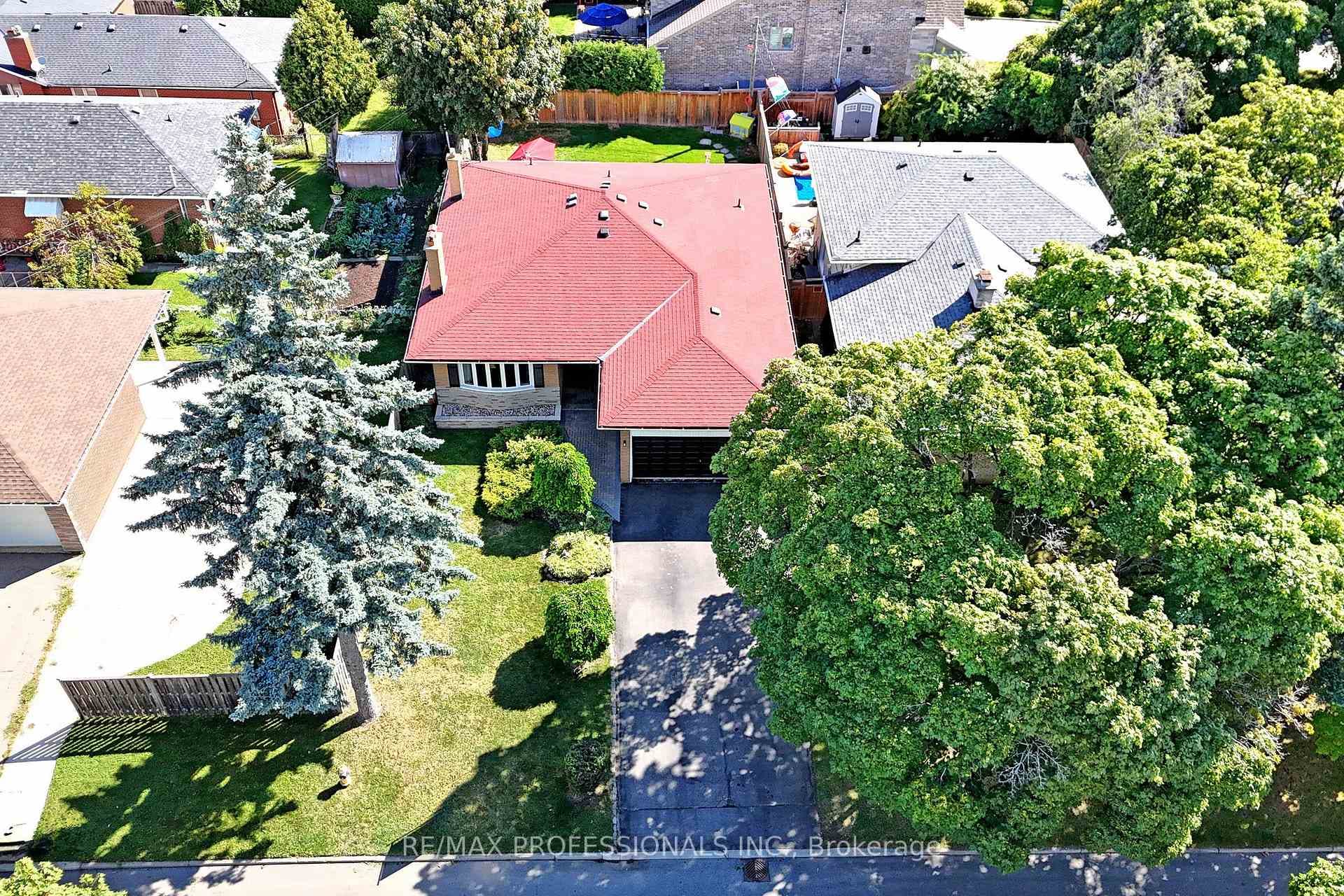 3 Hartsdale Drive photo 31
