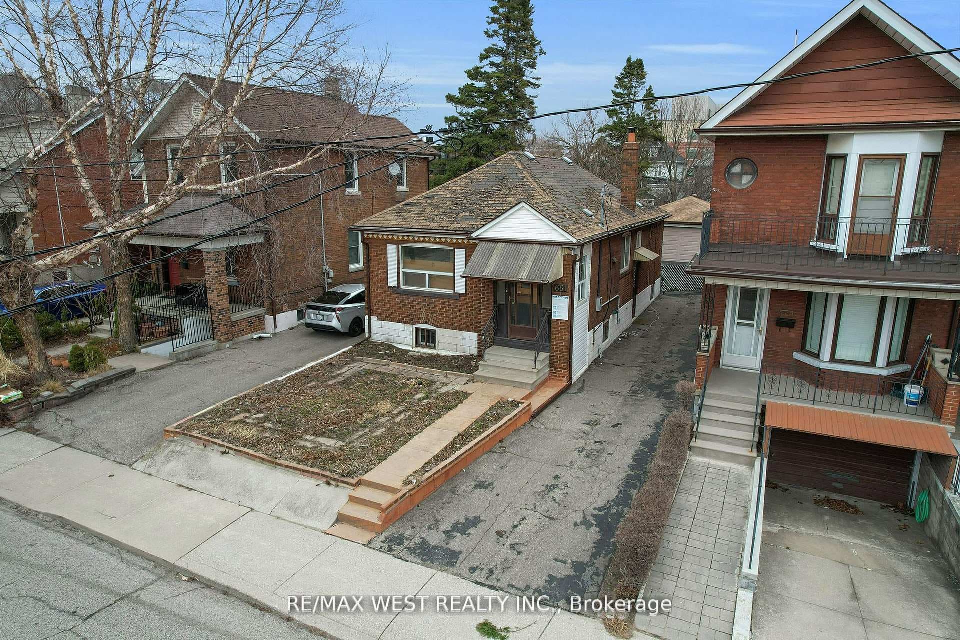 661 Beresford Avenue photo 3