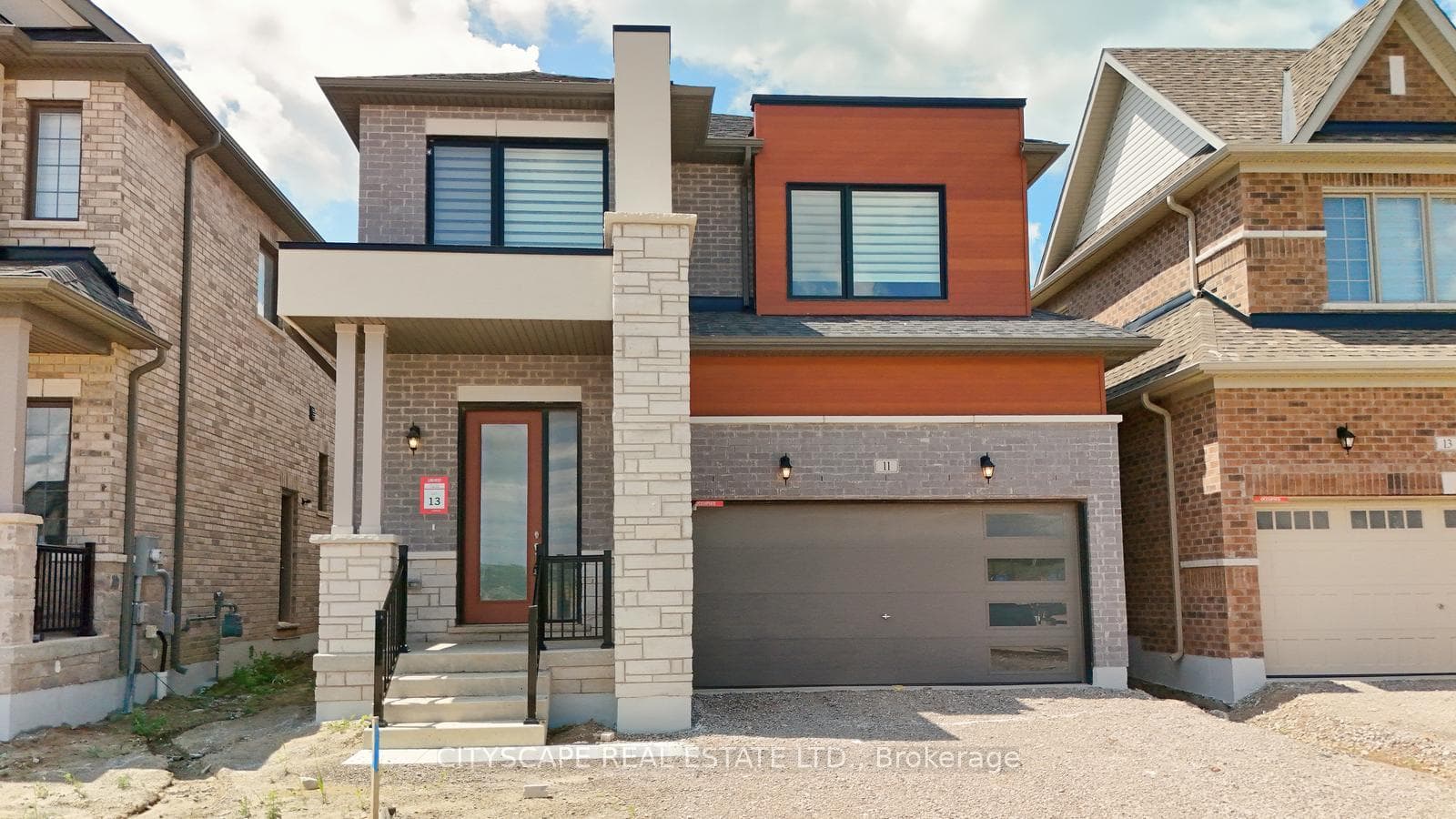 11 Dore Drive photo 1