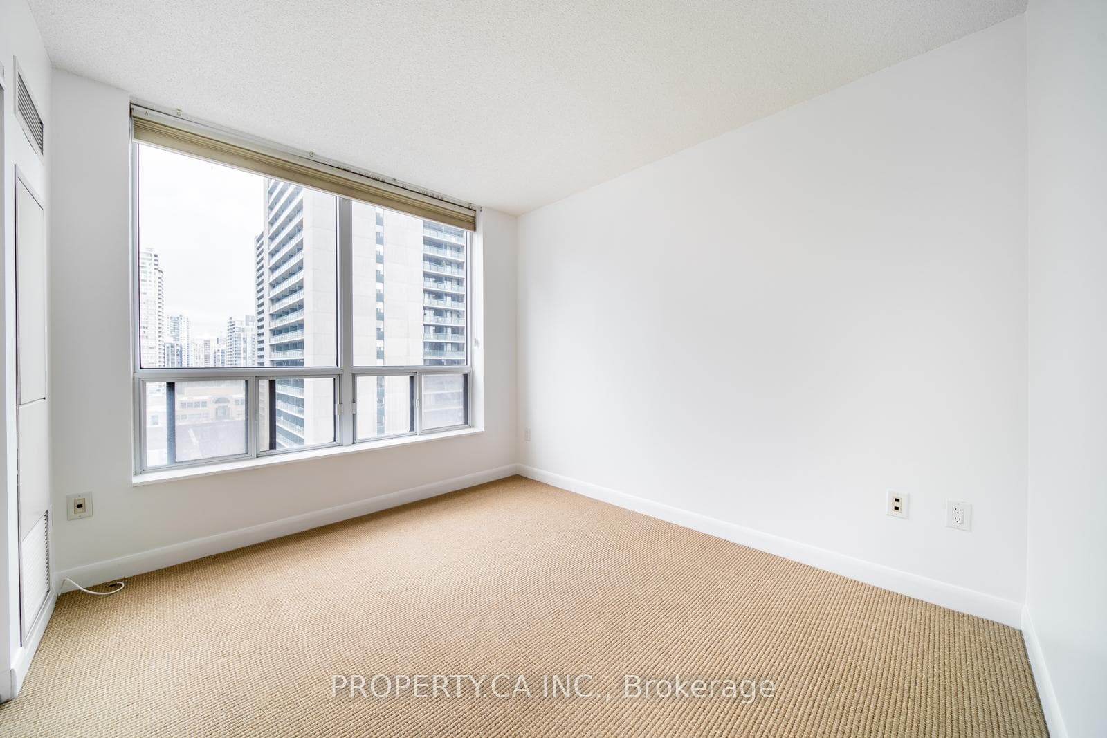 33 Sheppard Avenue Unit 1208 photo 26