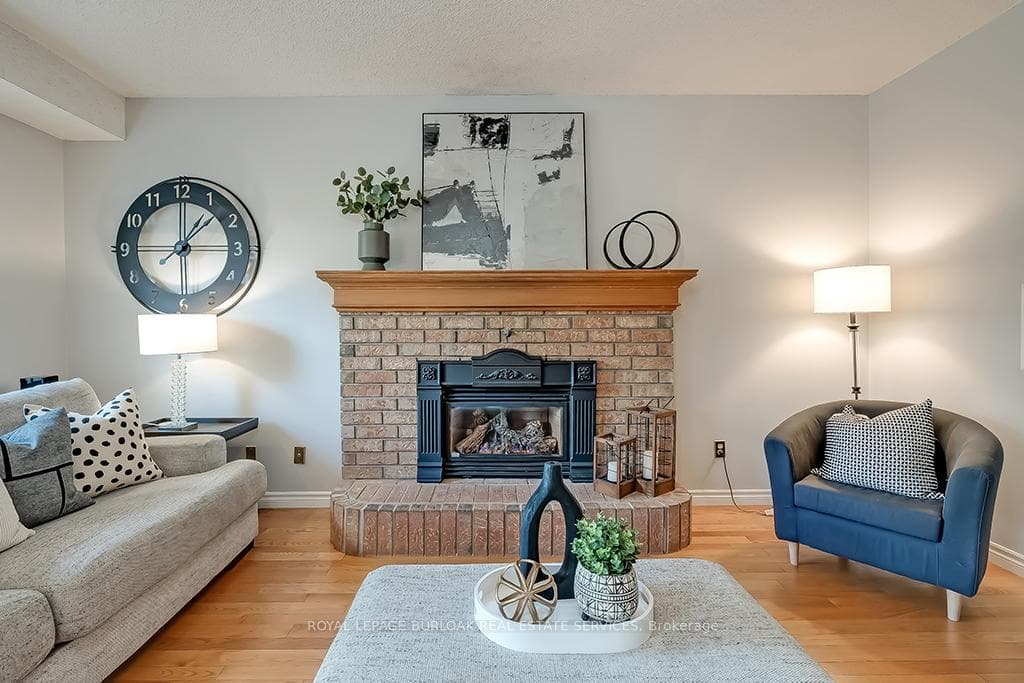 2129 Winding Way photo 16