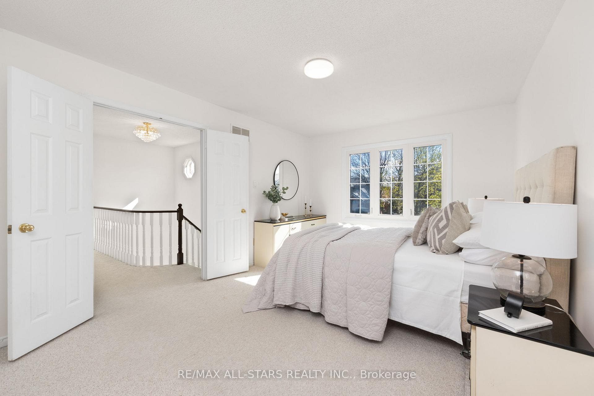 83 John Stiver Crescent photo 22