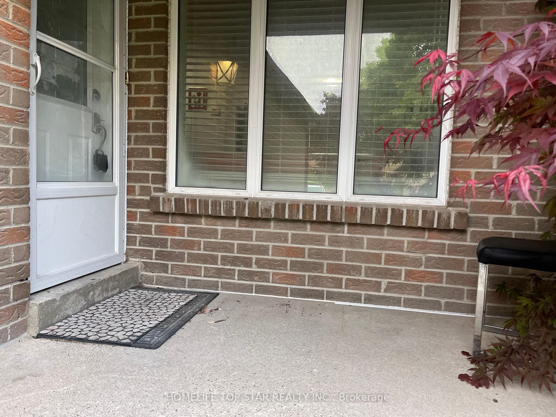 32 Millington Crescent photo 5