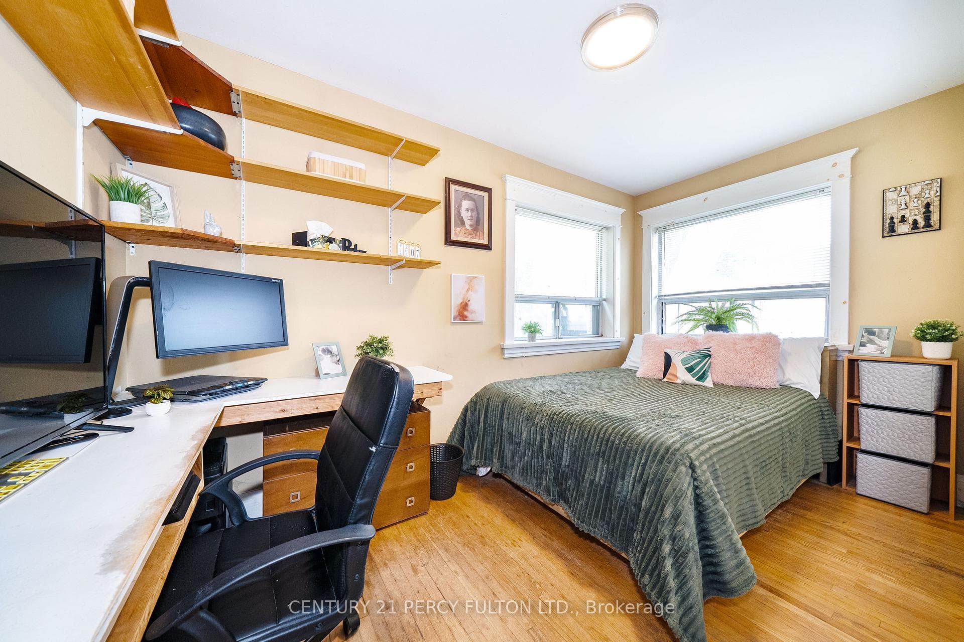 74 St. Dunstan Drive photo 13