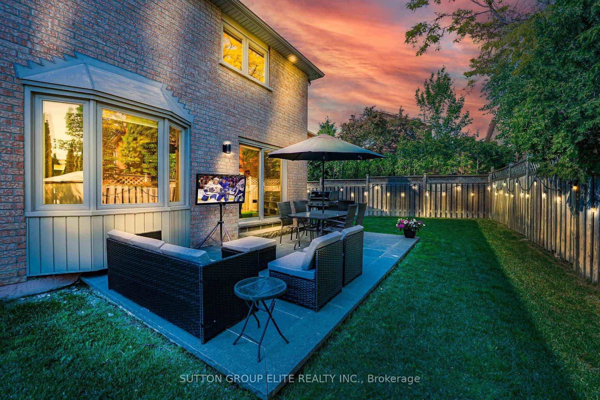 298 Fredericksburg Court photo 42