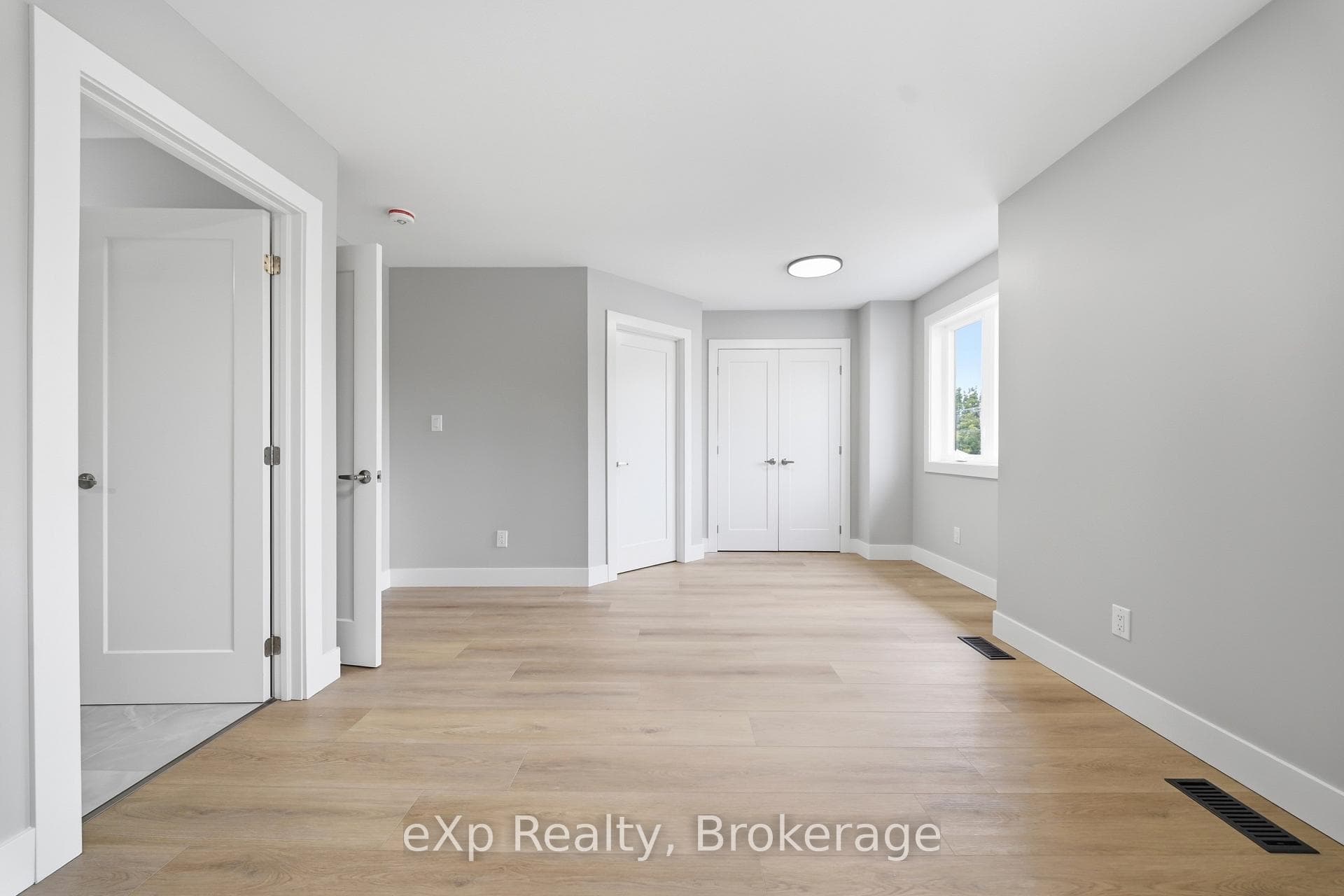 79 Maclellan Avenue photo 23