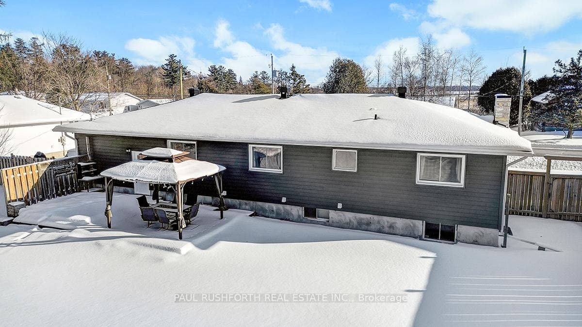 970 Meteor Avenue photo 32