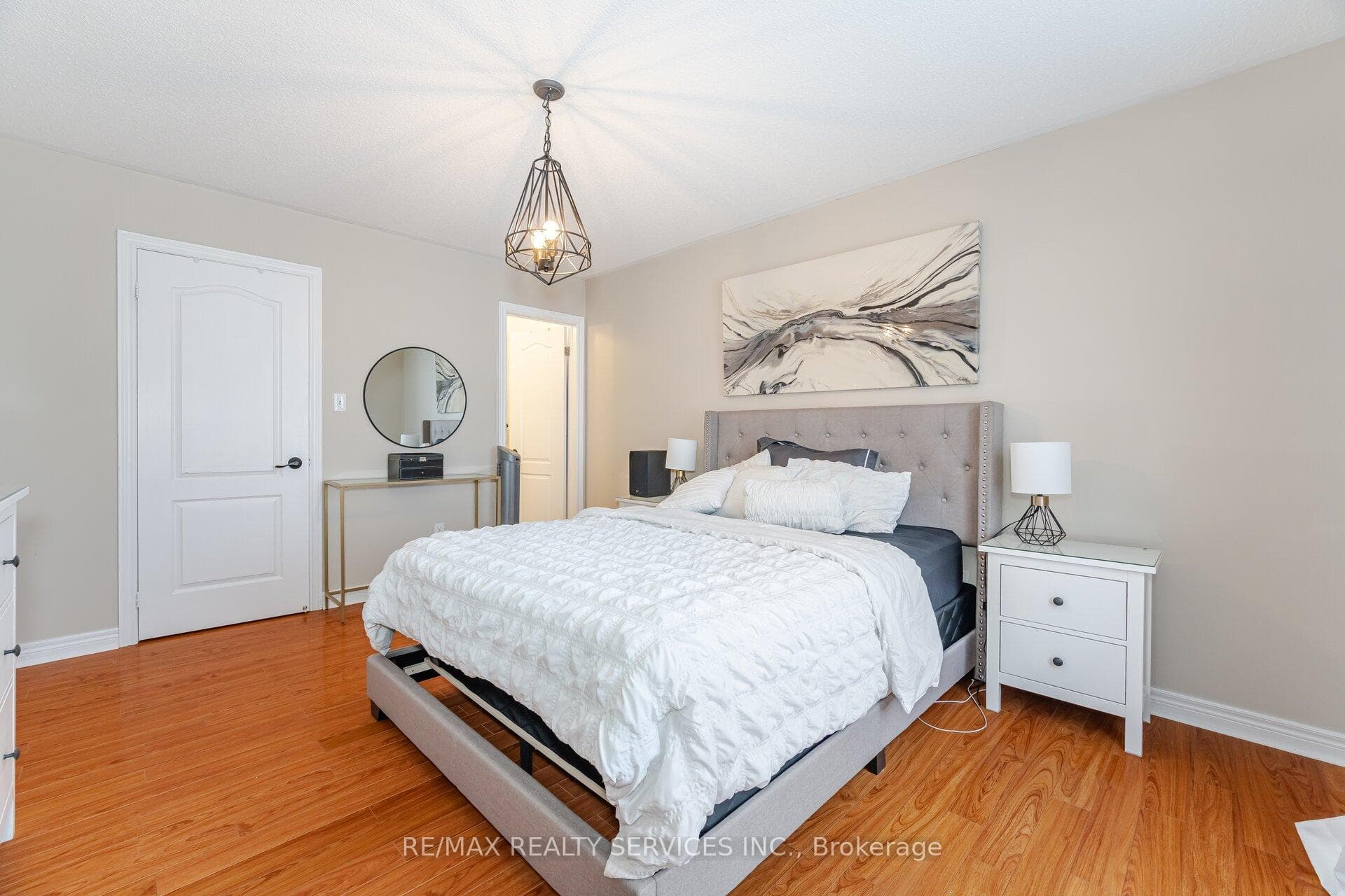 185 Mountainash Road photo 26