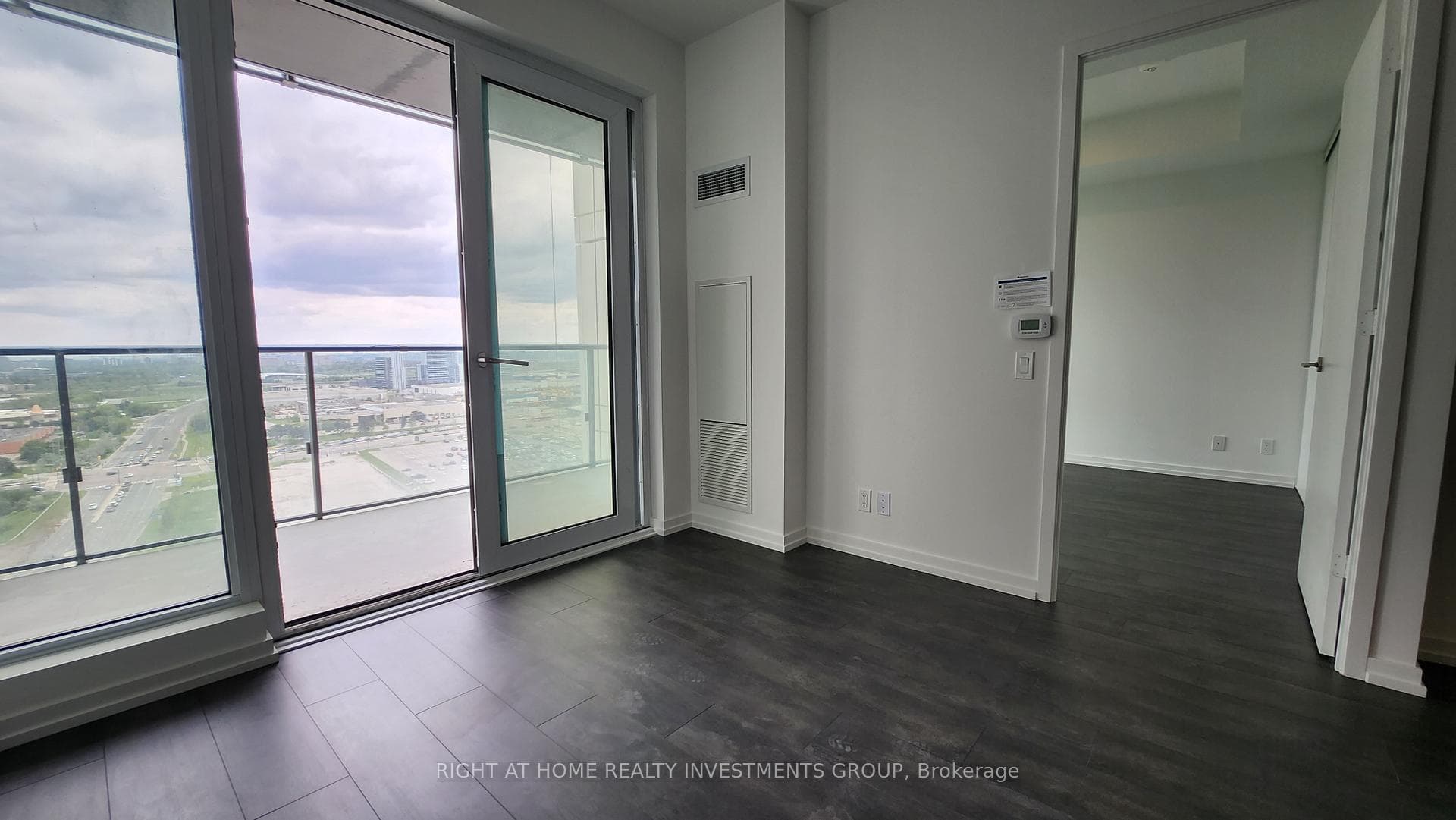 7890 Jane Street Unit 1901 photo 17