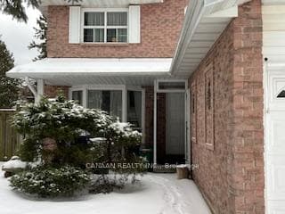 7 Hillbeck Crescent photo 3