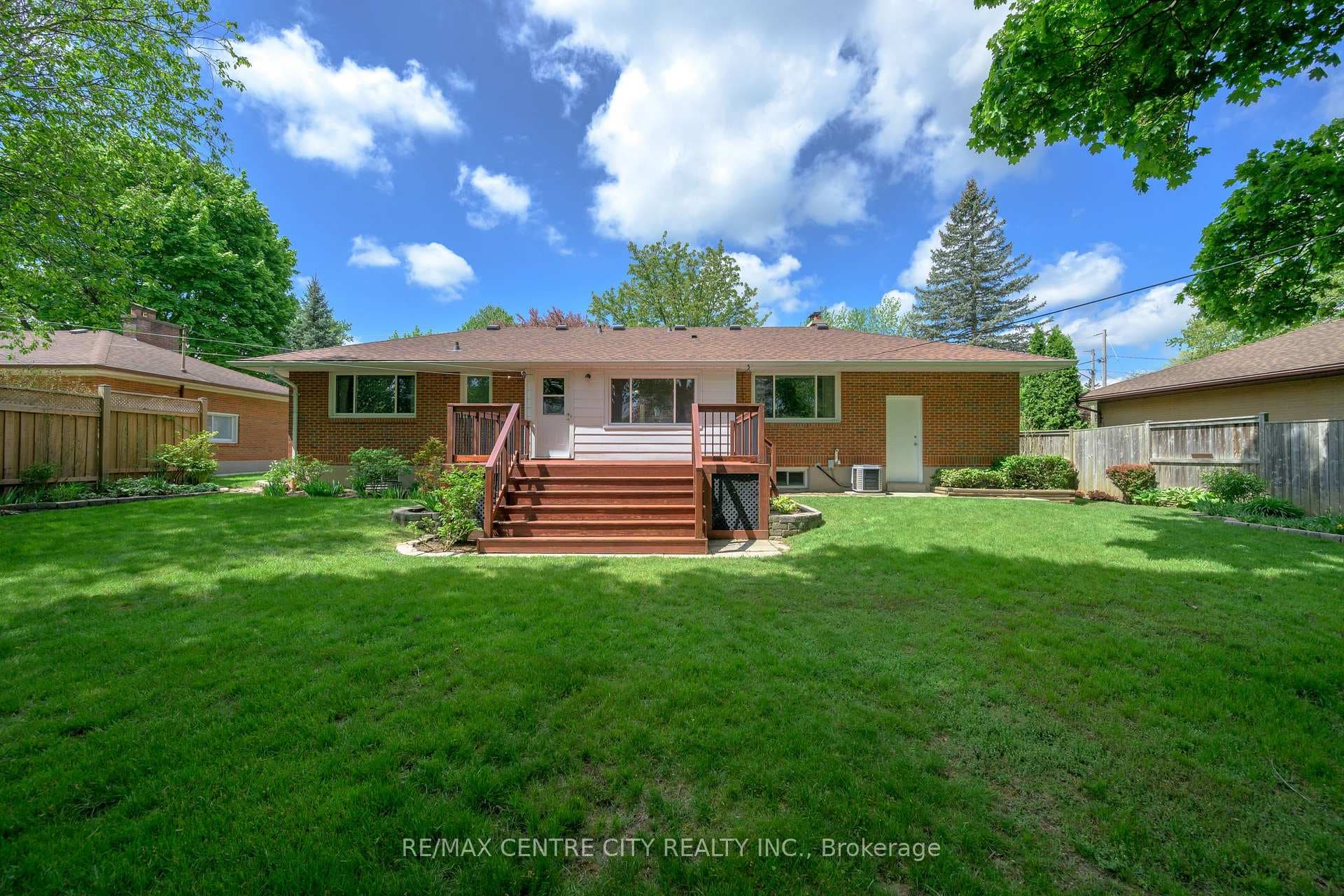 79 Biscay Road photo 8
