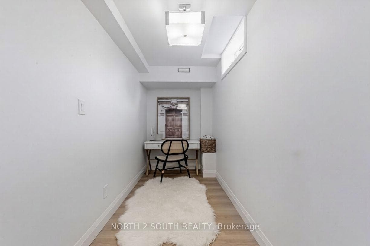 9 Glenvalley Drive Unit Bsmt photo 9