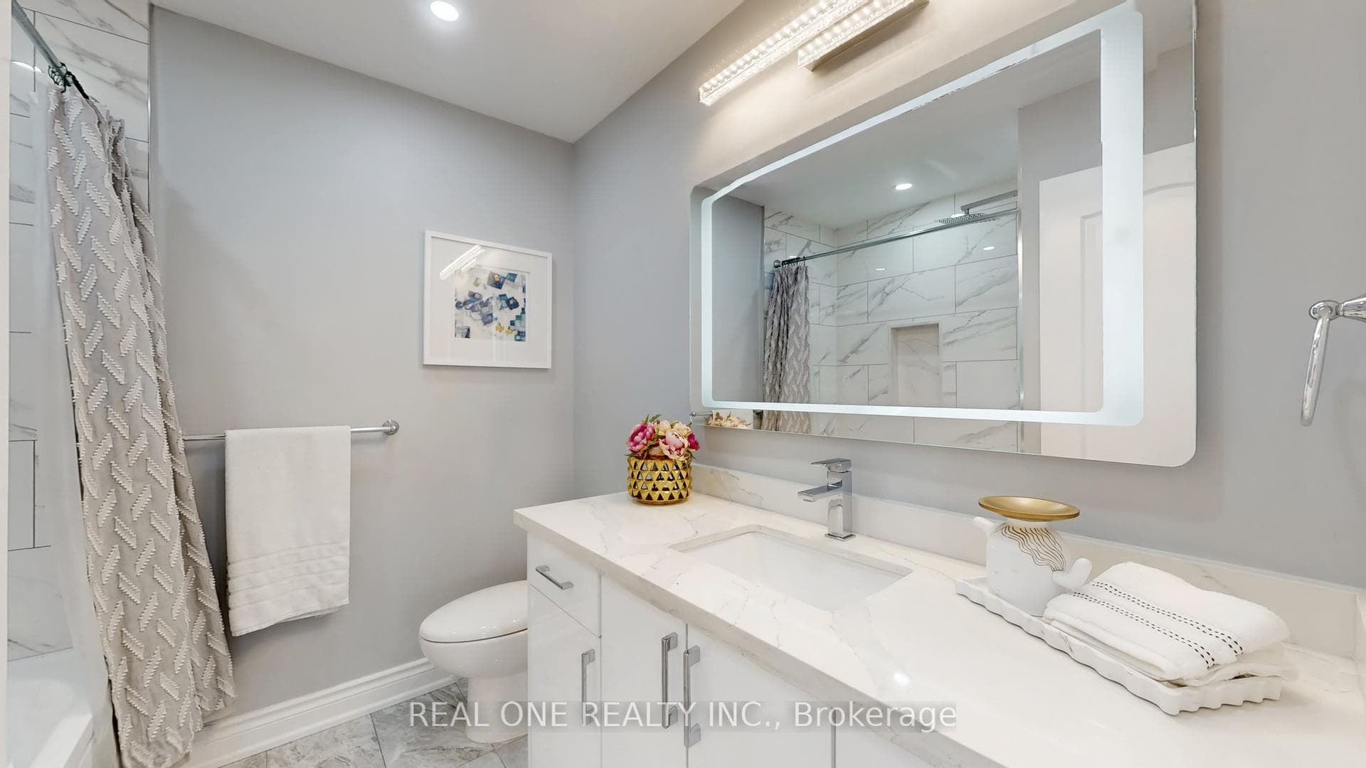 28 Todman Lane photo 32