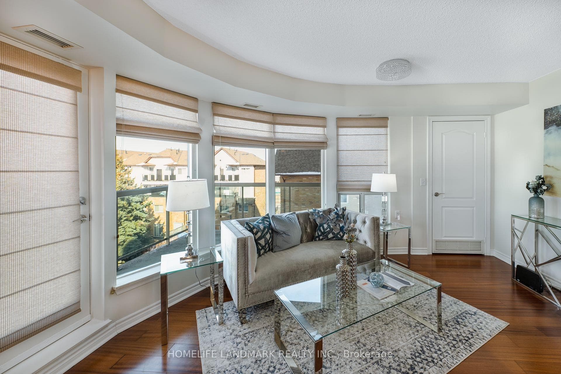 1030 Sheppard Avenue Unit 303 photo 23