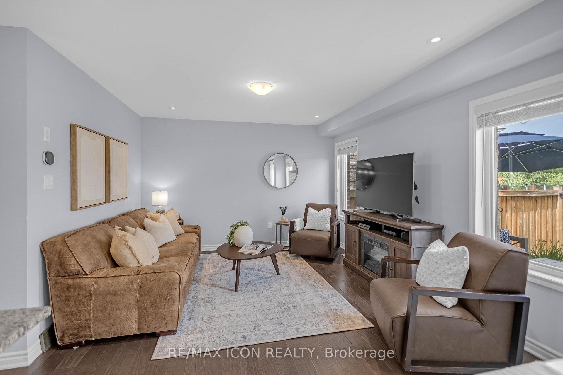 515 Equestrian Way photo 14