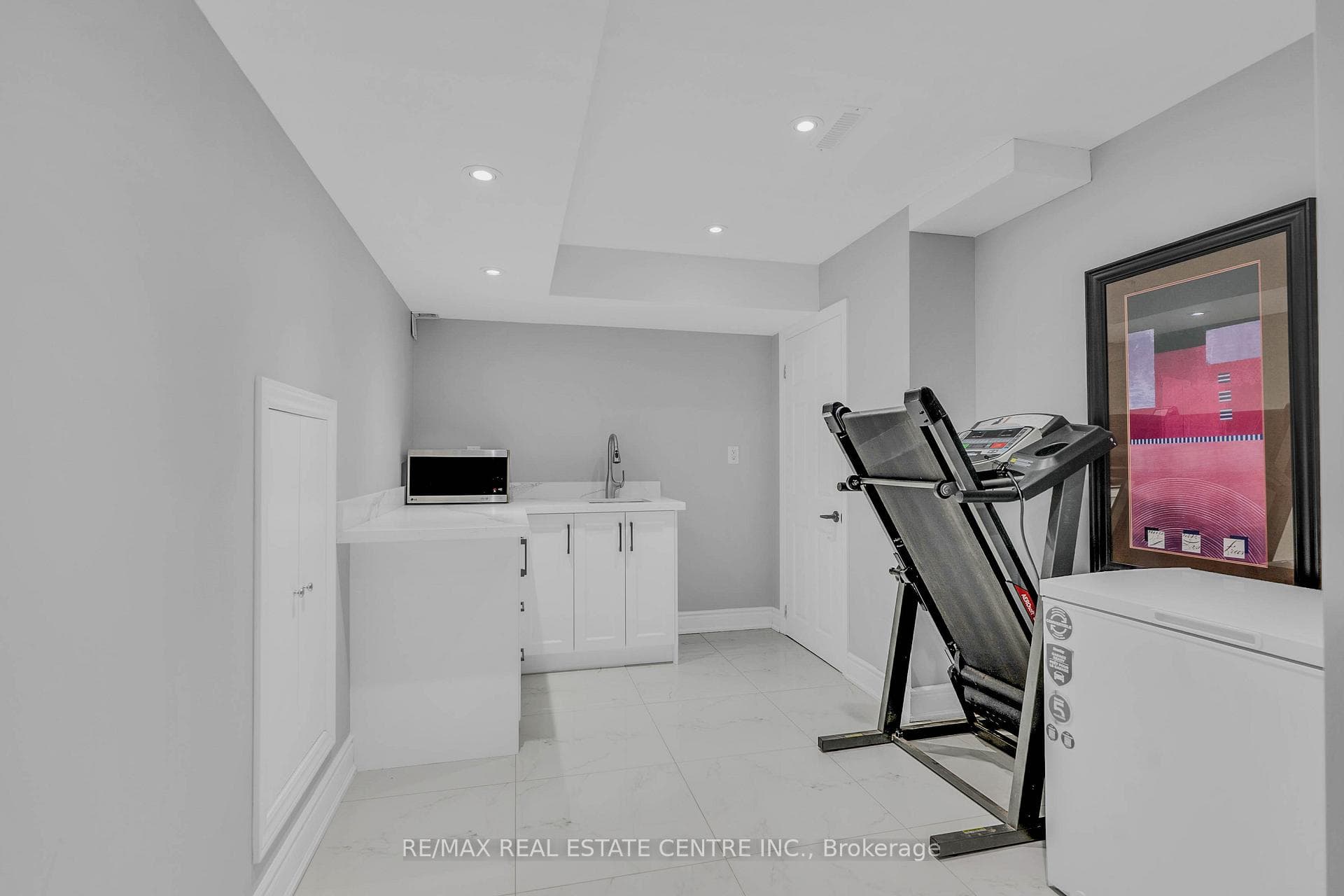 460 Equestrian Way photo 38