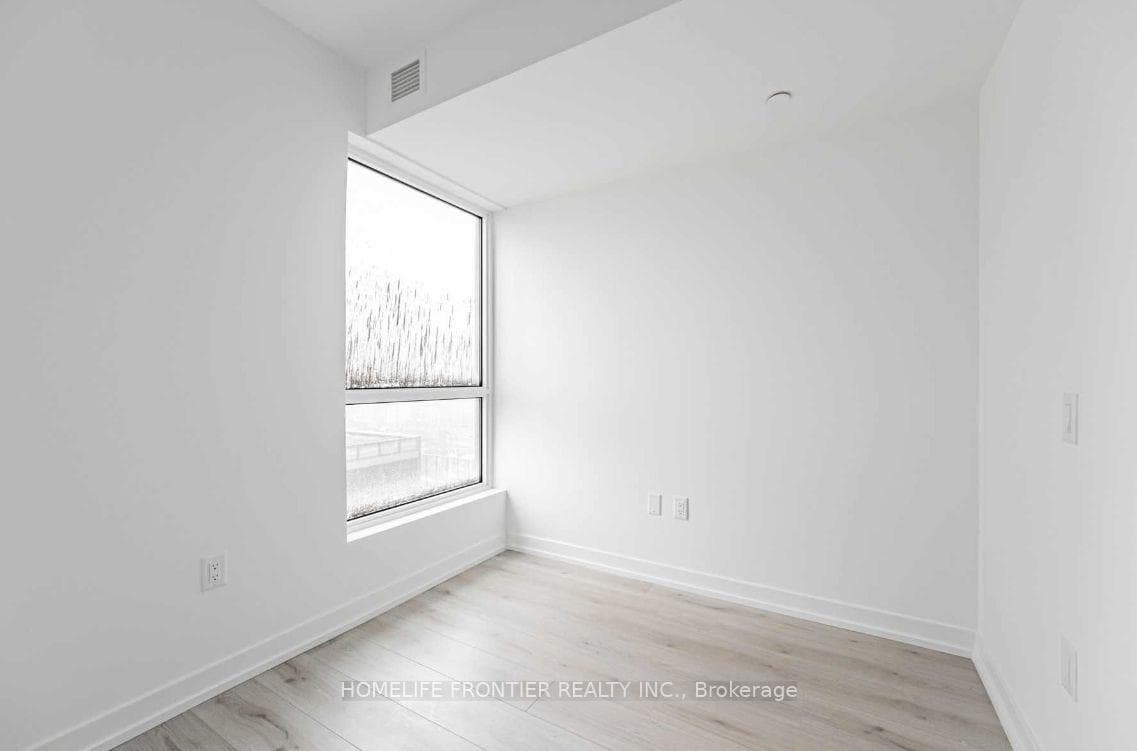 395 Bloor Street Unit 2101 photo 10
