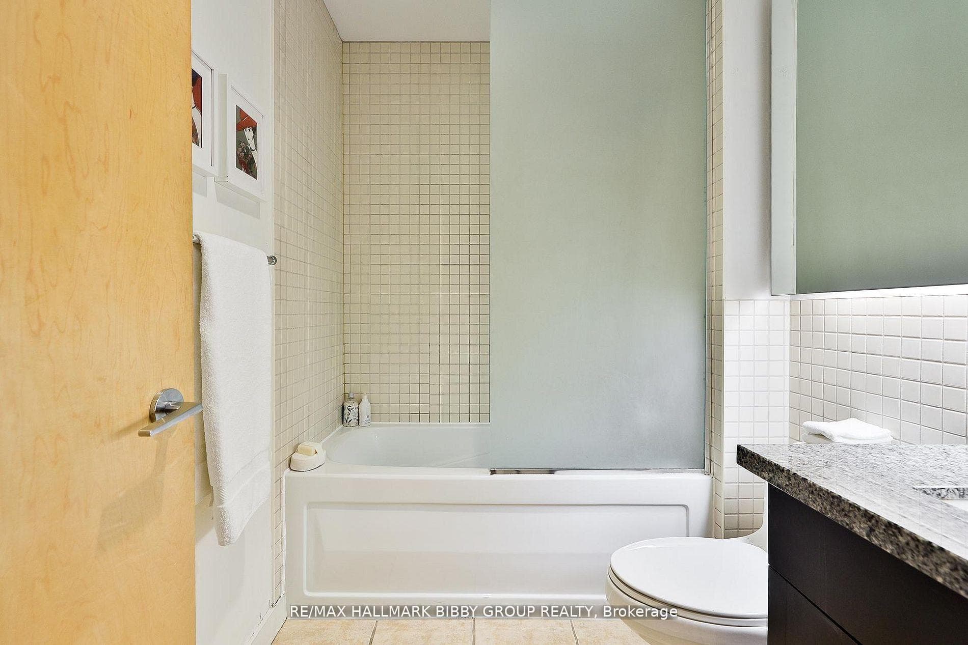1 Shaw Street Unit 322 photo 16