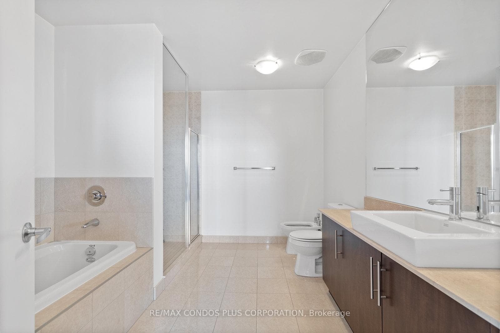 65 Bremner Boulevard Unit PH5103 photo 16