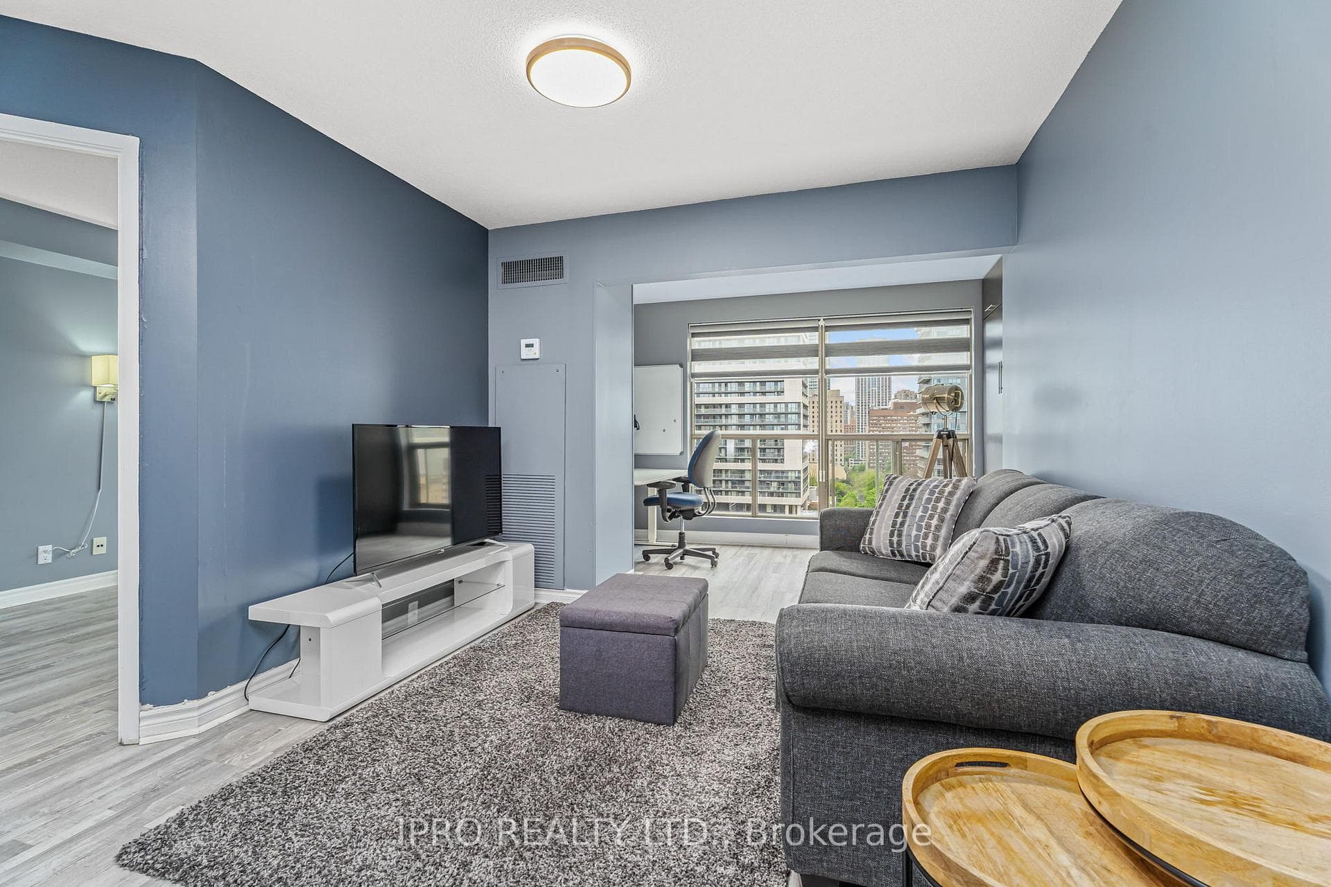 298 Jarvis Street Unit 1601 photo 10