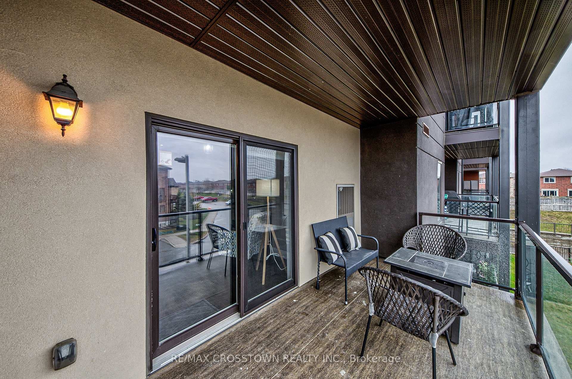 720 Yonge Street Unit 208 photo 33