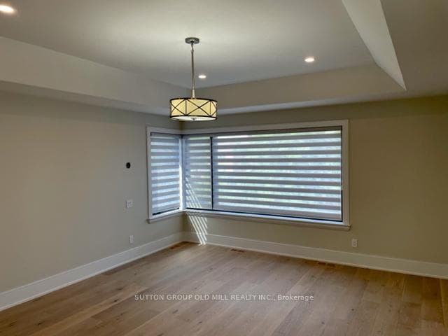 38 Botfield Avenue photo 13