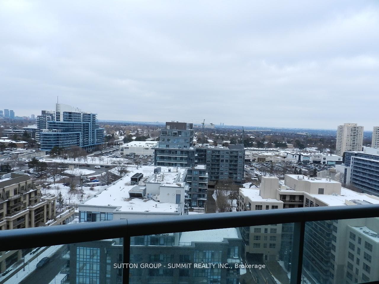 17 BARBERRY Place Unit 1715 photo 3