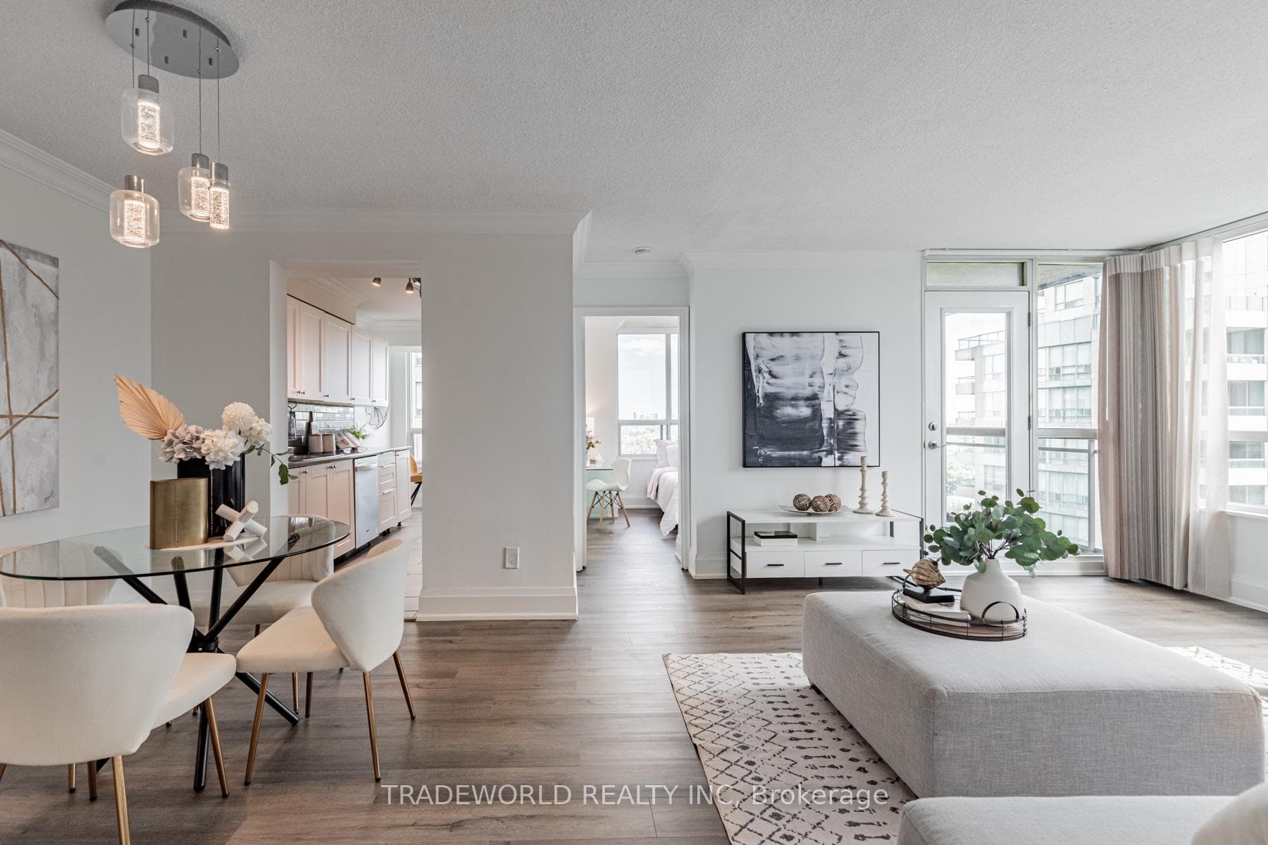 18 Parkview Avenue Unit 1506 photo 6