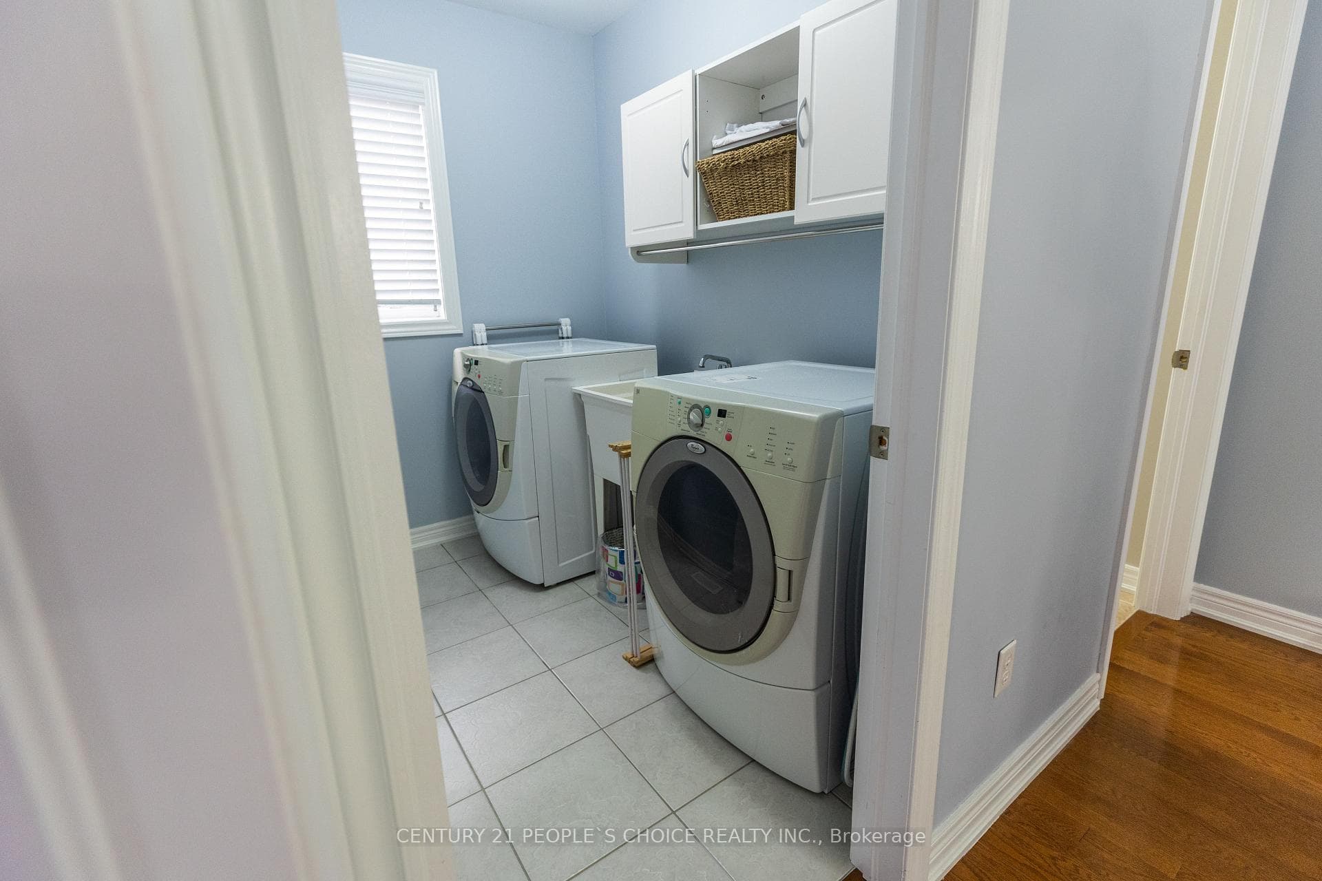 66 Attview Crescent photo 32