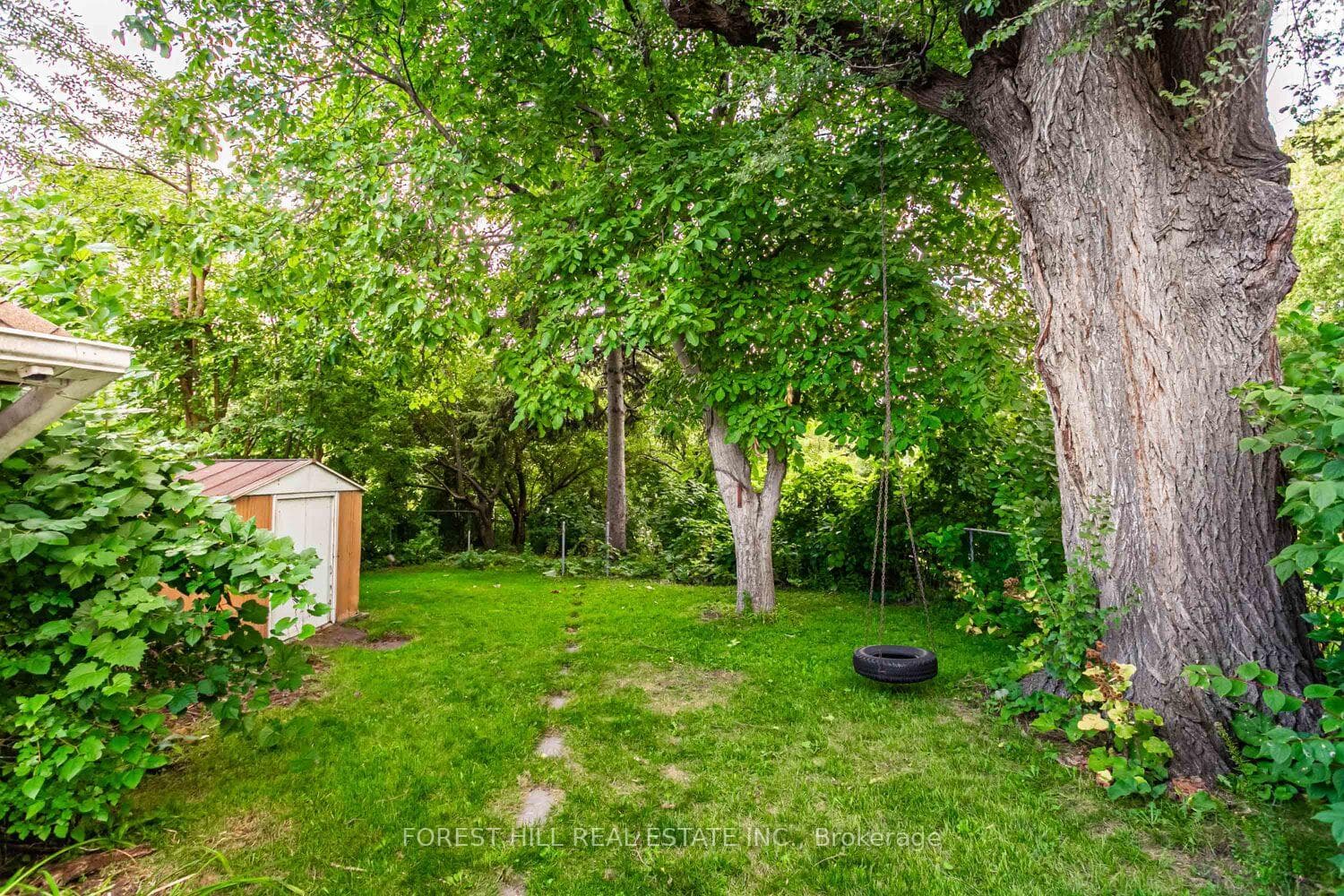 182 Park Lawn Road photo 34