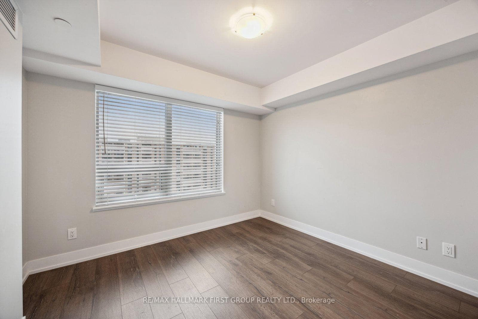 1215 Bayly Street Unit 1304 photo 13